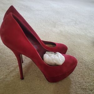 Sebastian MilanoSebastian Milano is a luxury